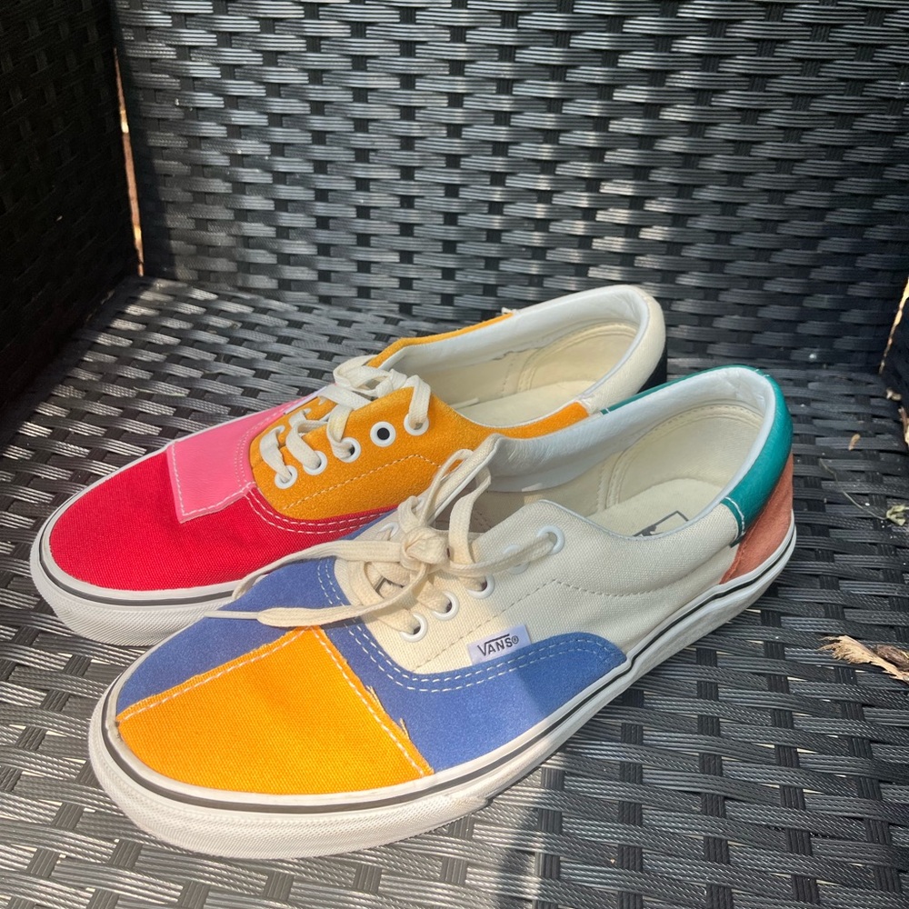 Vans men's Low-Top Colorblock Canvas Sneakers - Multicolor